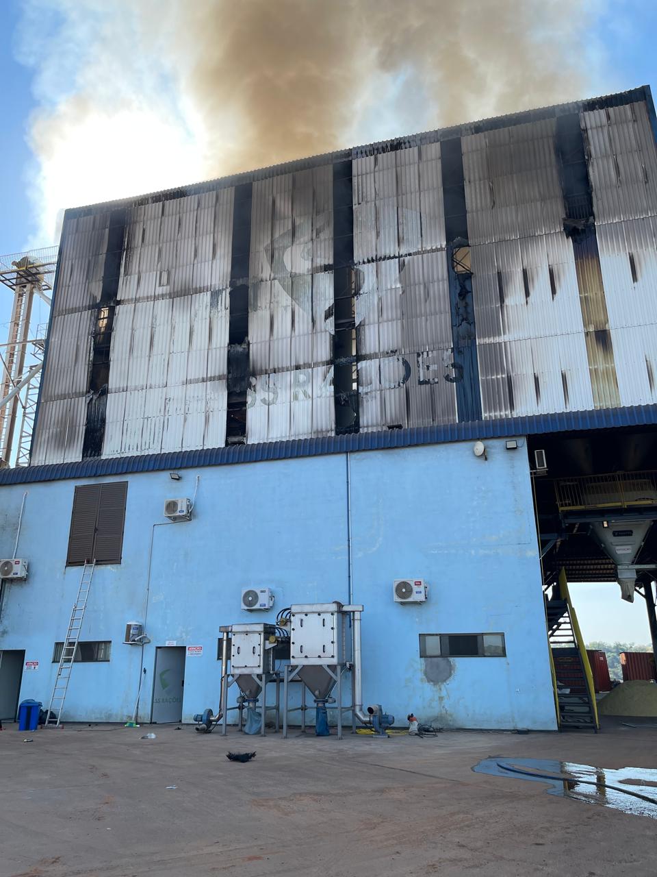 Incendio destroi Fabrica no interior de Marechal Rondon