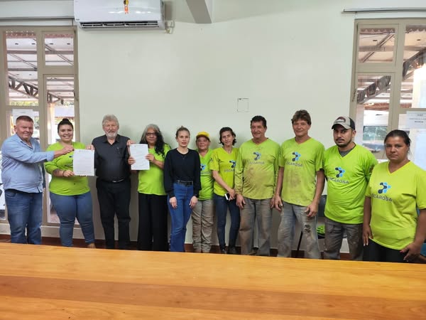 Prefeitura firma novo contrato com a Ascarosa para gestão de resíduos recicláveis