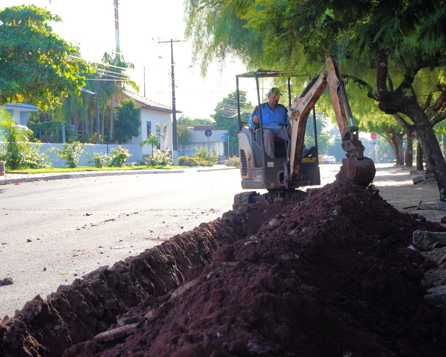 Semae avança com obra para ampliar abastecimento de água em Mercedes